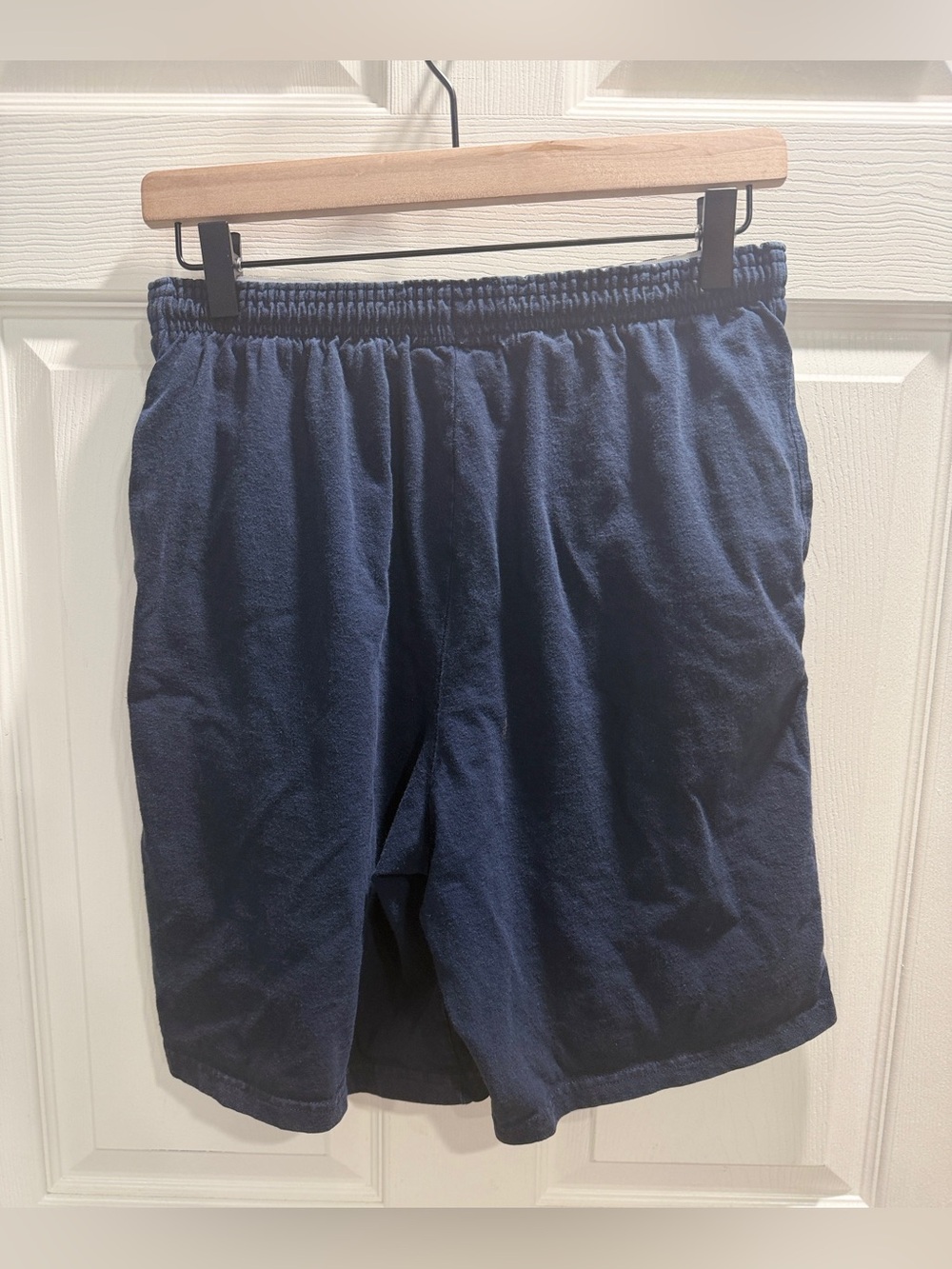 Champion Men’s Navy Athletic Shorts Size Medium | Logo Sweat Shorts - Picture 6 of 7
